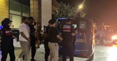 sahte göçmenlik avukatı FBI operasyonu ve vize dolandırıcılığı uyarısı