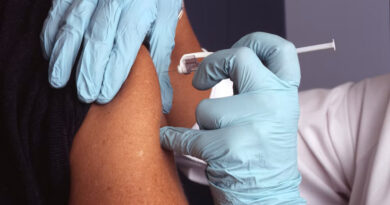 Teksas aşı soruşturması kapsamında hedef alınan çocuk doktorları ve aşı uygulaması